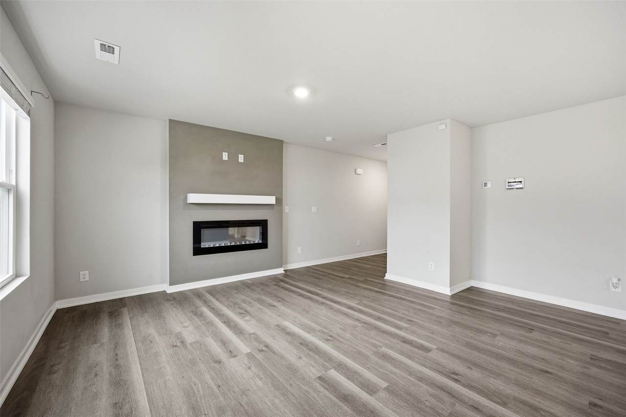 https://bt-photos.global.ssl.fastly.net/cedarrapids/1280_boomver_1_2604148-2.jpg
