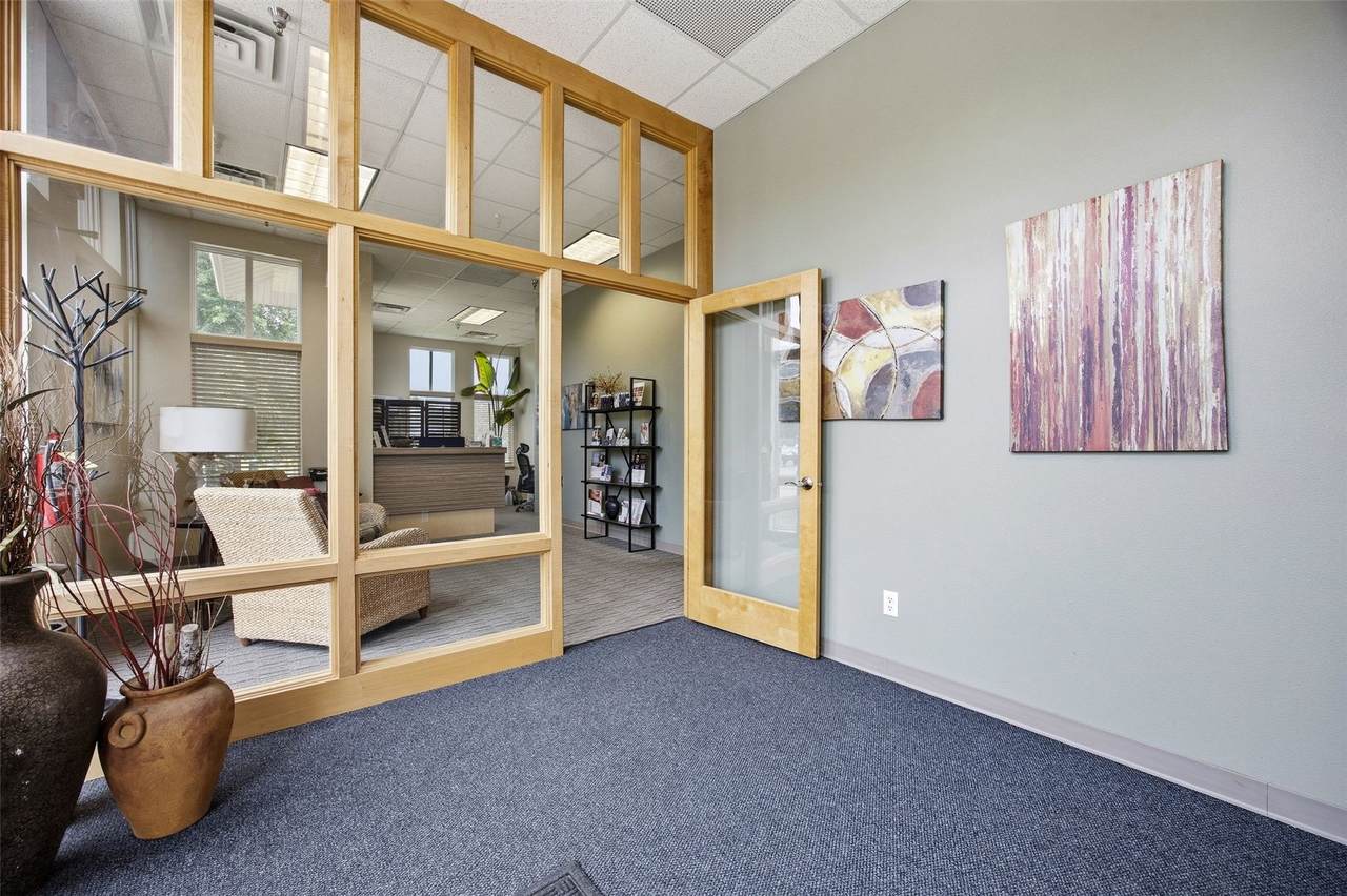 https://bt-photos.global.ssl.fastly.net/cedarrapids/1280_boomver_1_2604193-2.jpg