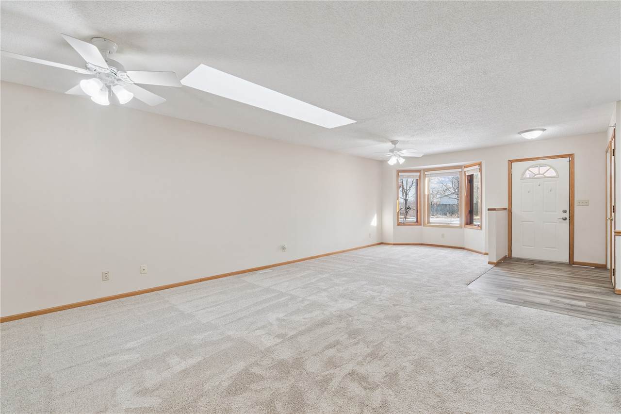 https://bt-photos.global.ssl.fastly.net/cedarrapids/1280_boomver_1_2604375-2.jpg