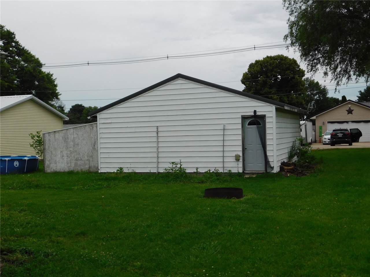 https://bt-photos.global.ssl.fastly.net/cedarrapids/1280_boomver_1_2604412-2.jpg