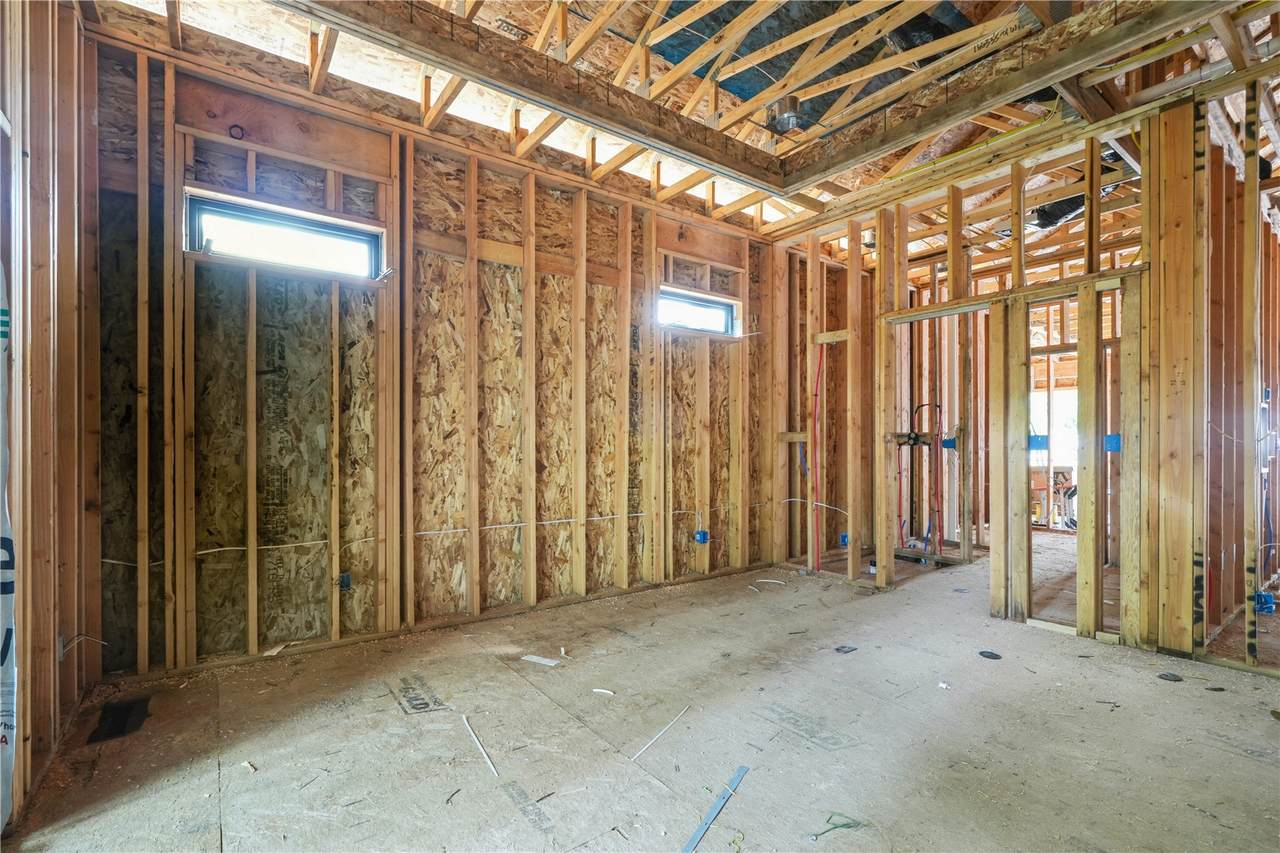 https://bt-photos.global.ssl.fastly.net/cedarrapids/1280_boomver_1_2604452-2.jpg