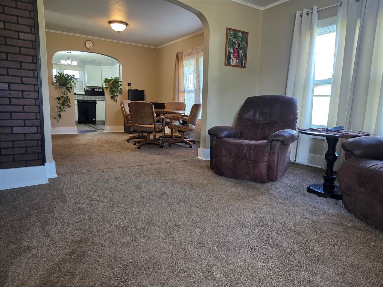 https://bt-photos.global.ssl.fastly.net/cedarrapids/1280_boomver_1_2604503-2.jpg