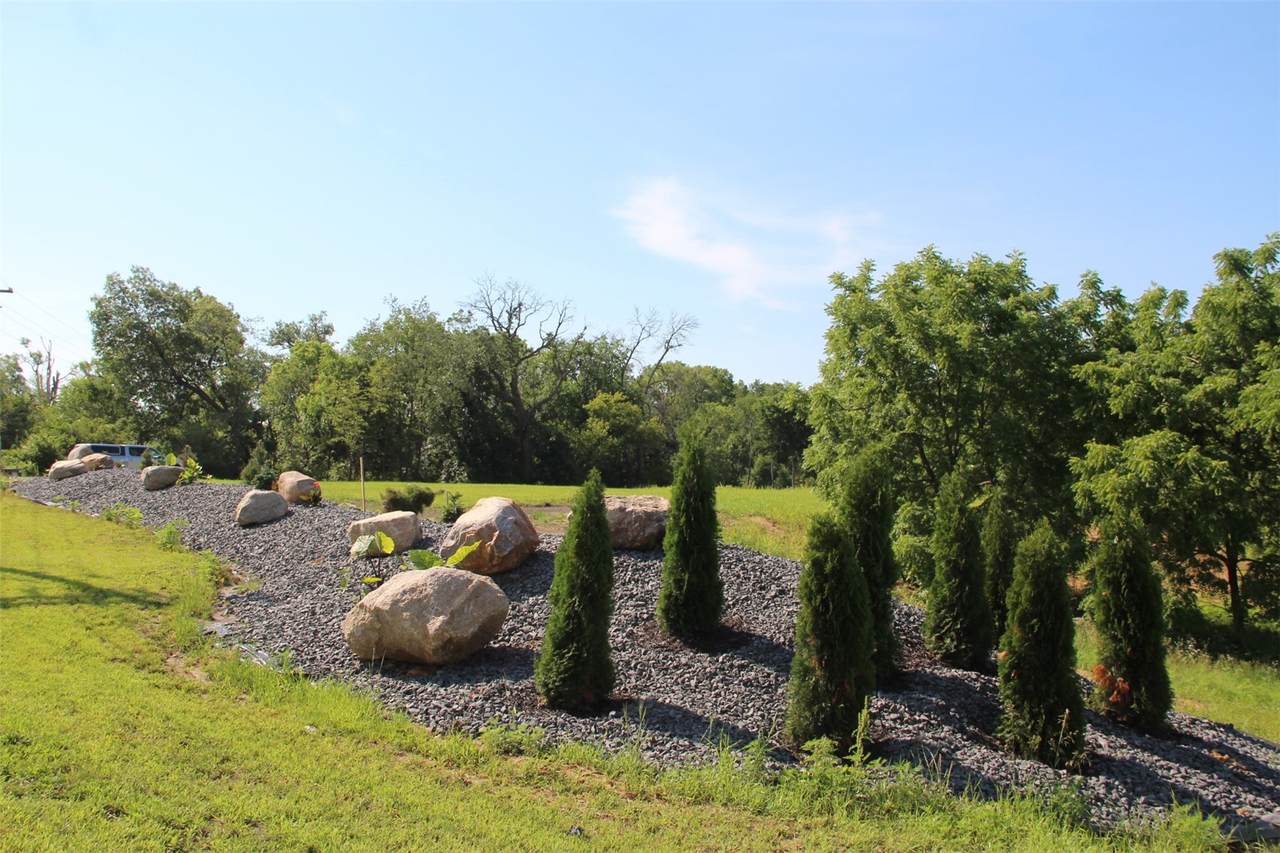 https://bt-photos.global.ssl.fastly.net/cedarrapids/1280_boomver_1_2604505-2.jpg
