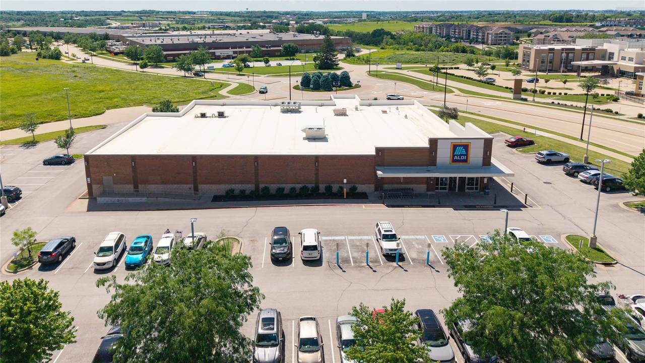 https://bt-photos.global.ssl.fastly.net/cedarrapids/1280_boomver_1_2604515-2.jpg