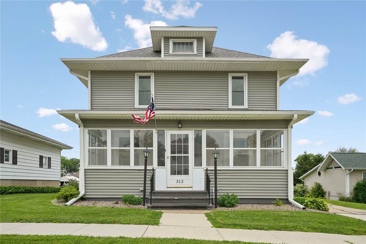 312 4th Avenue - Photo 1