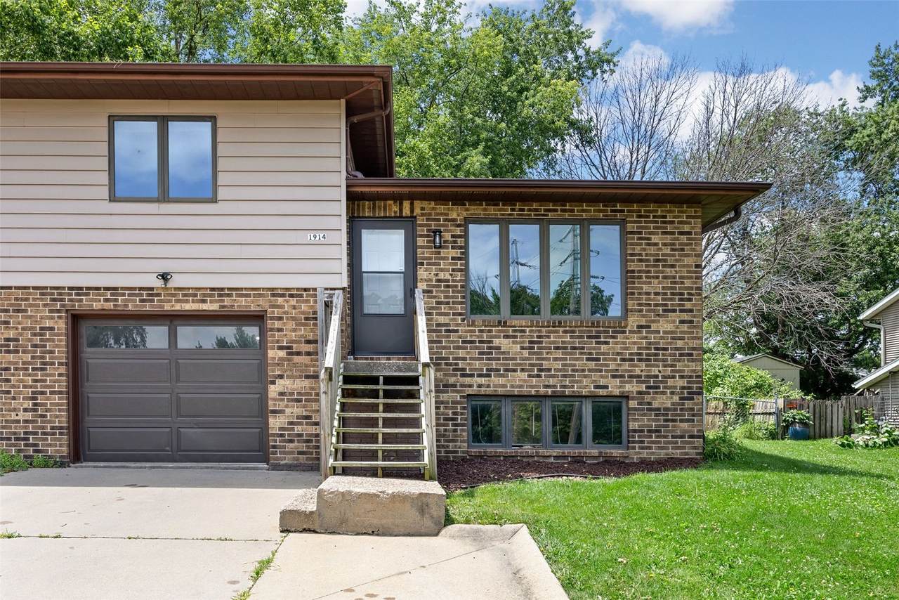 1914 12th Avenue - Photo 1