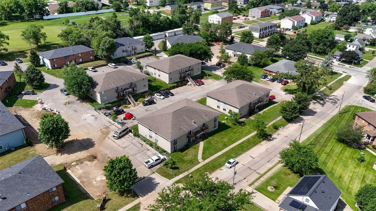 https://bt-photos.global.ssl.fastly.net/cedarrapids/1280_boomver_1_2604724-2.jpg