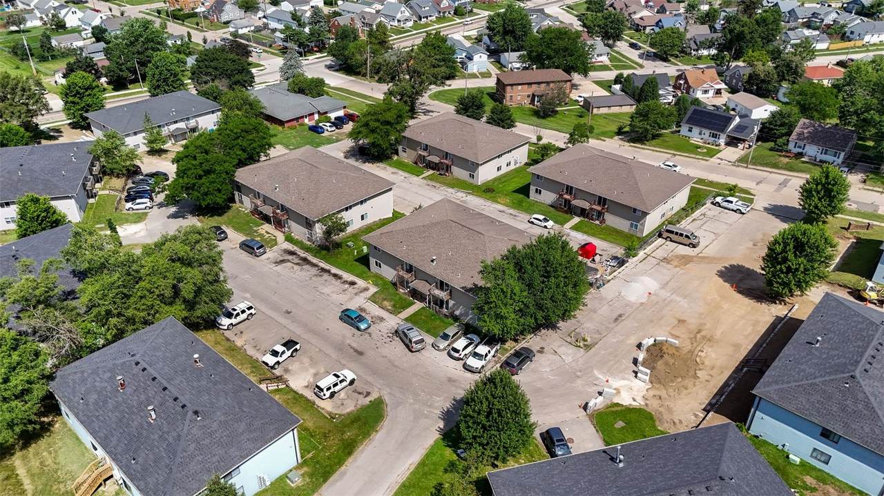 https://bt-photos.global.ssl.fastly.net/cedarrapids/1280_boomver_1_2604724-2.jpg