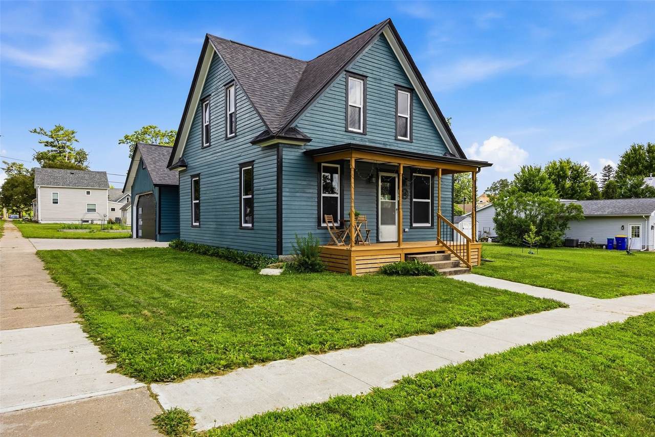 https://bt-photos.global.ssl.fastly.net/cedarrapids/1280_boomver_1_2604747-2.jpg