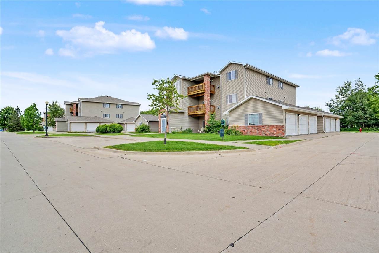 https://bt-photos.global.ssl.fastly.net/cedarrapids/1280_boomver_1_2604751-2.jpg