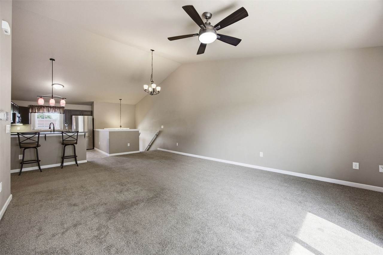 https://bt-photos.global.ssl.fastly.net/cedarrapids/1280_boomver_1_2604950-2.jpg
