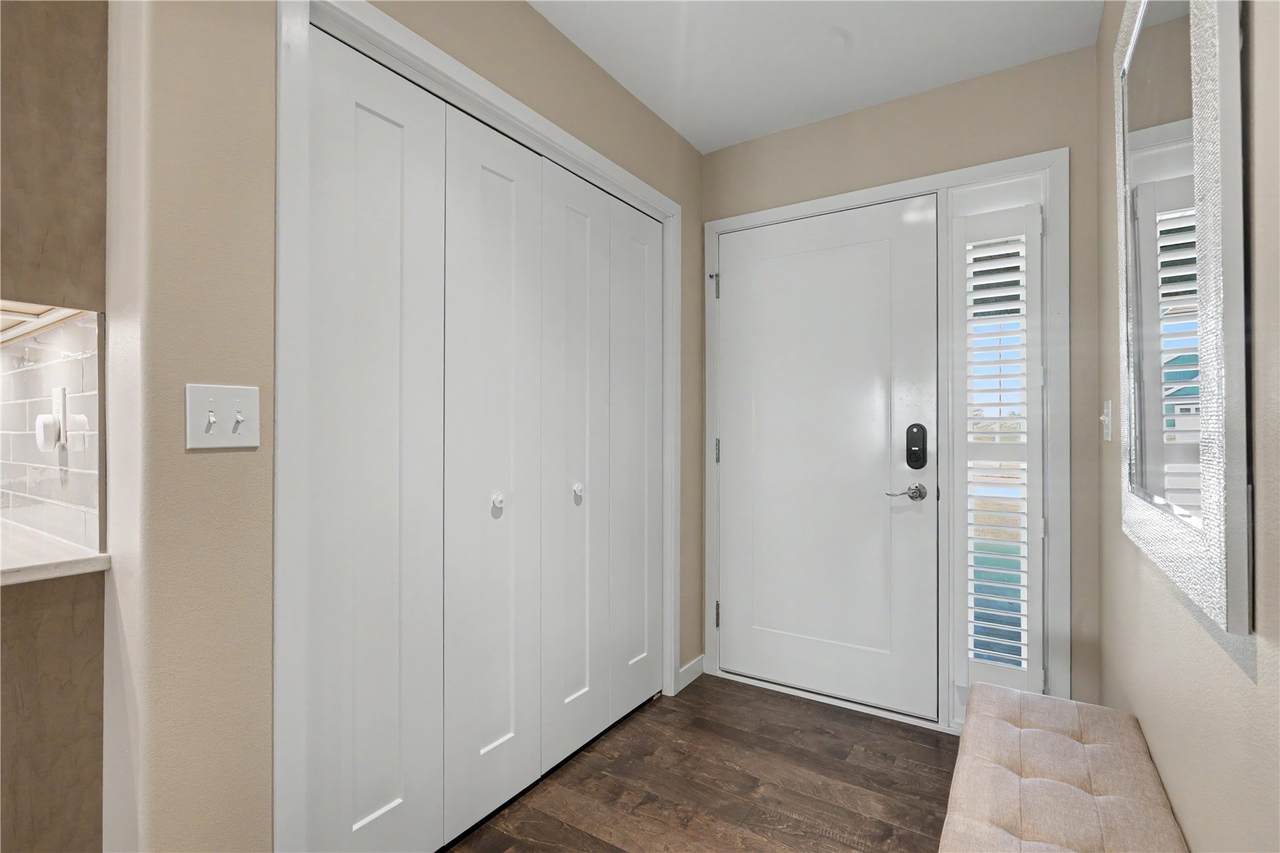 https://bt-photos.global.ssl.fastly.net/cedarrapids/1280_boomver_1_2604958-2.jpg
