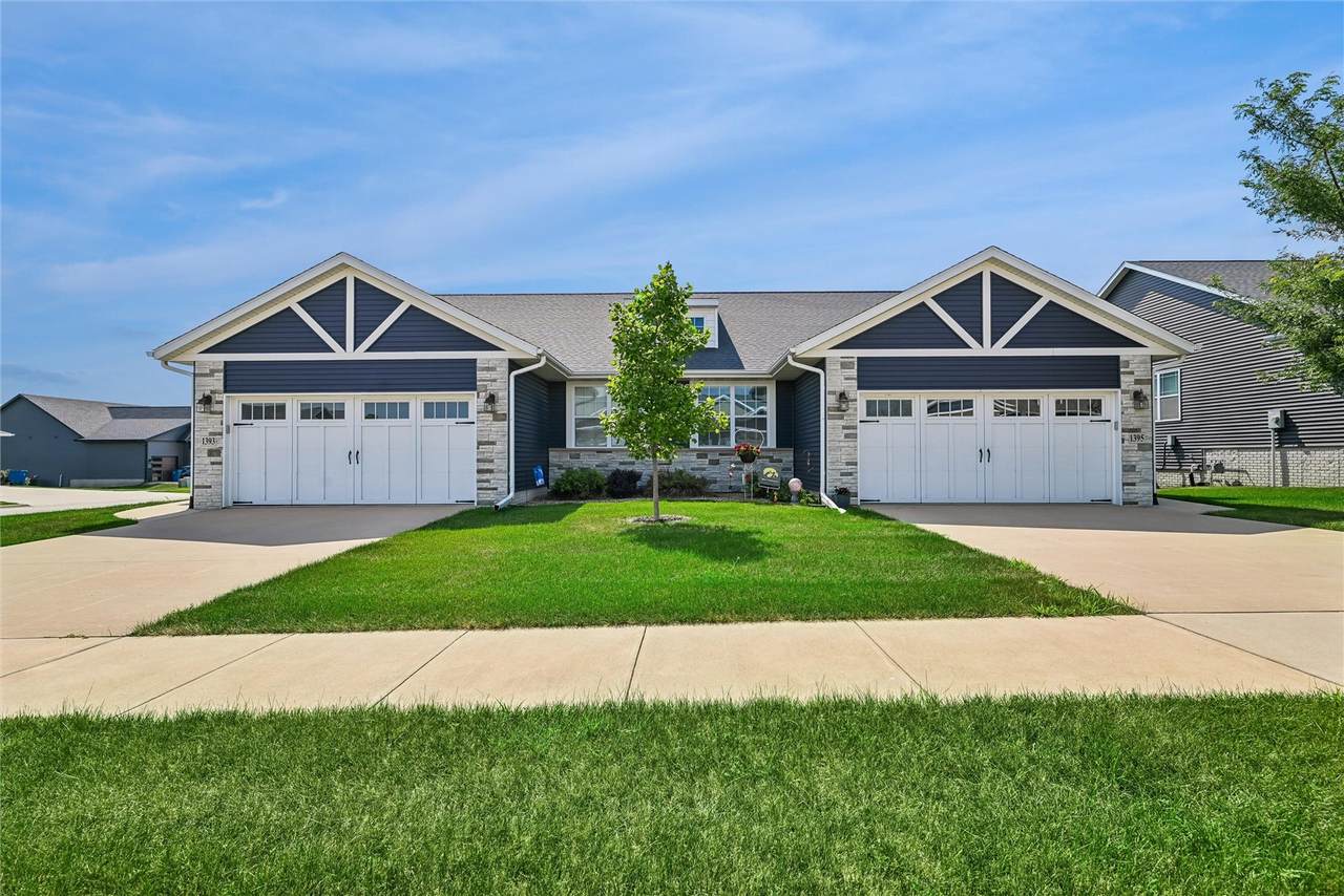 1395 Applewood Drive - Photo 1