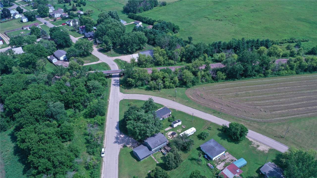 https://bt-photos.global.ssl.fastly.net/cedarrapids/1280_boomver_1_2604976-2.jpg