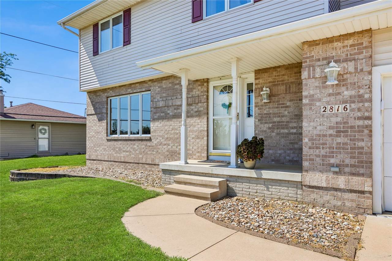 https://bt-photos.global.ssl.fastly.net/cedarrapids/1280_boomver_1_2604978-2.jpg