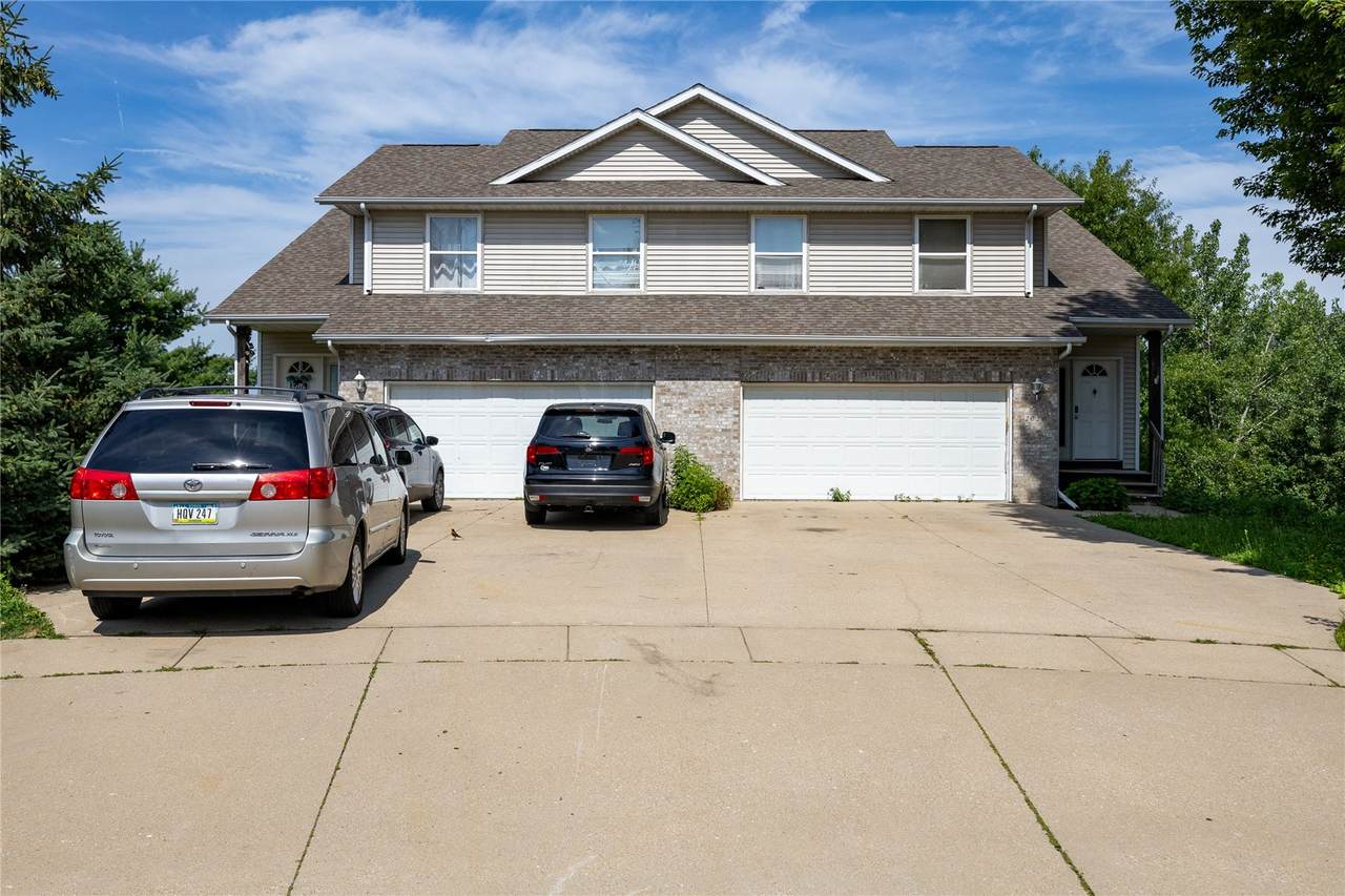 2020 Stratford Court - Photo 1