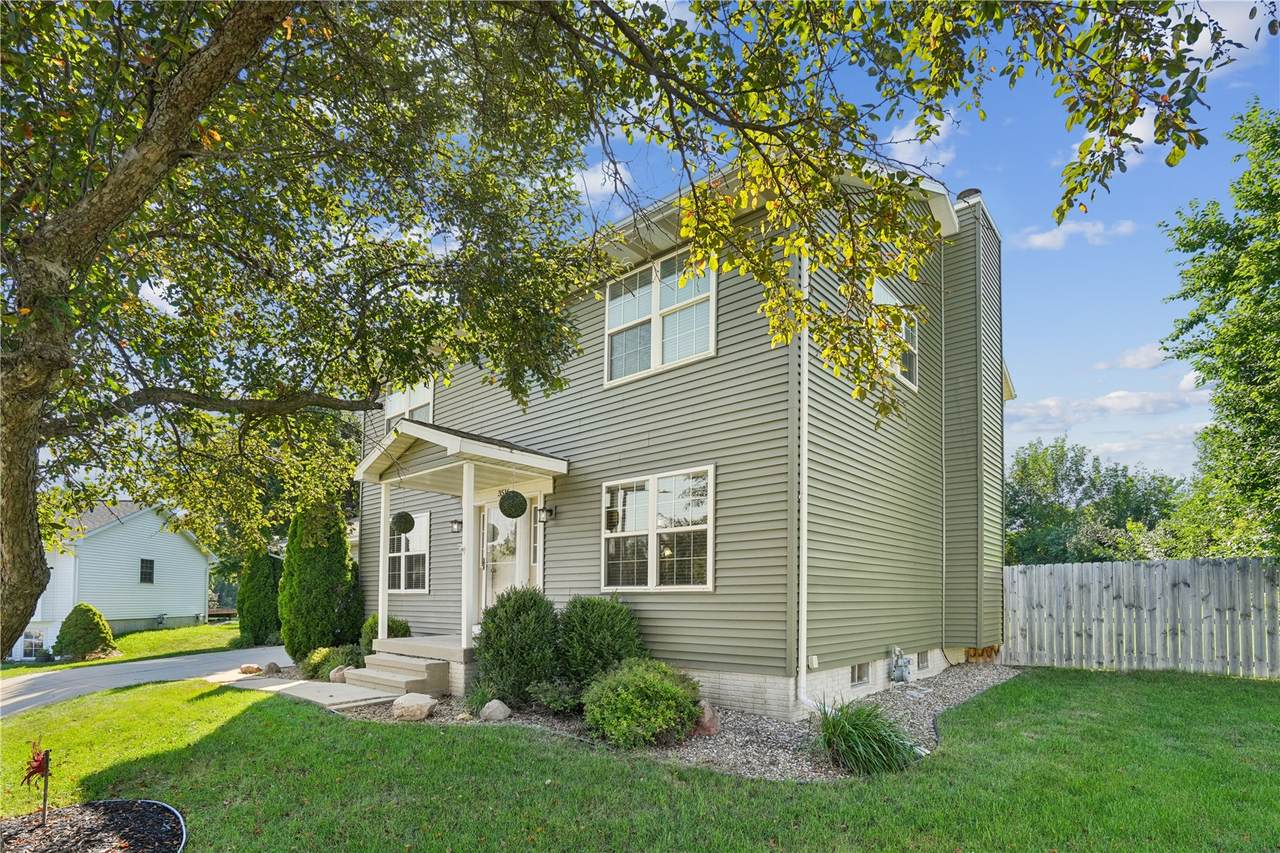 https://bt-photos.global.ssl.fastly.net/cedarrapids/1280_boomver_1_2605025-2.jpg
