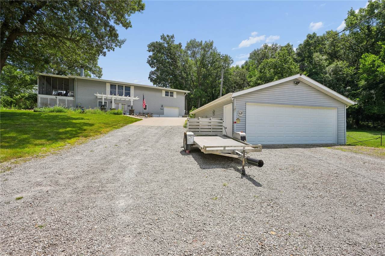 https://bt-photos.global.ssl.fastly.net/cedarrapids/1280_boomver_1_2605051-2.jpg