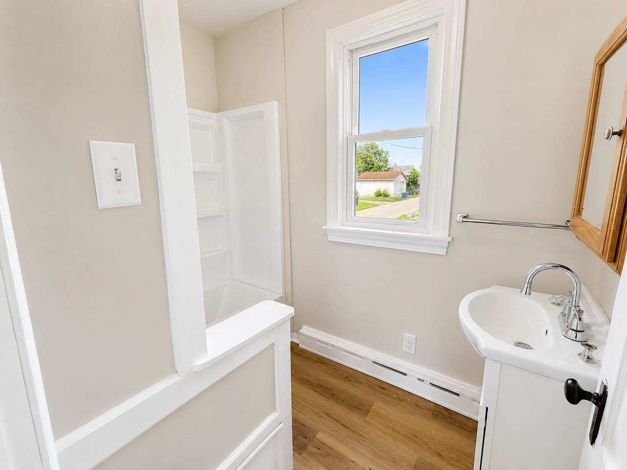 https://bt-photos.global.ssl.fastly.net/cedarrapids/1280_boomver_1_2605067-2.jpg