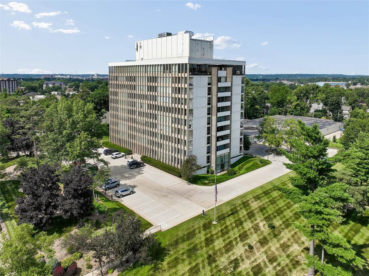 https://bt-photos.global.ssl.fastly.net/cedarrapids/1280_boomver_1_2605326-2.jpg