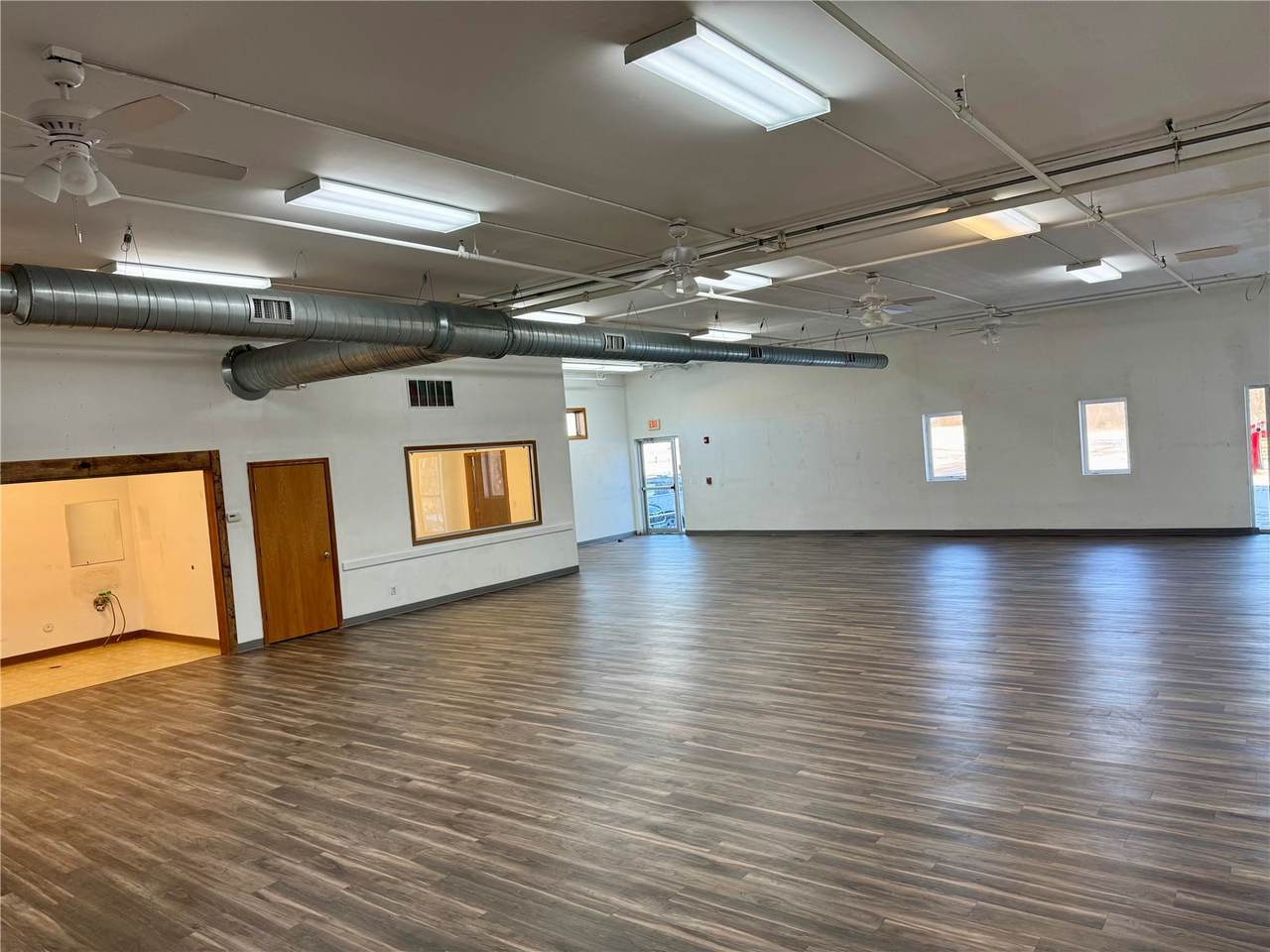 https://bt-photos.global.ssl.fastly.net/cedarrapids/1280_boomver_1_2605367-2.jpg