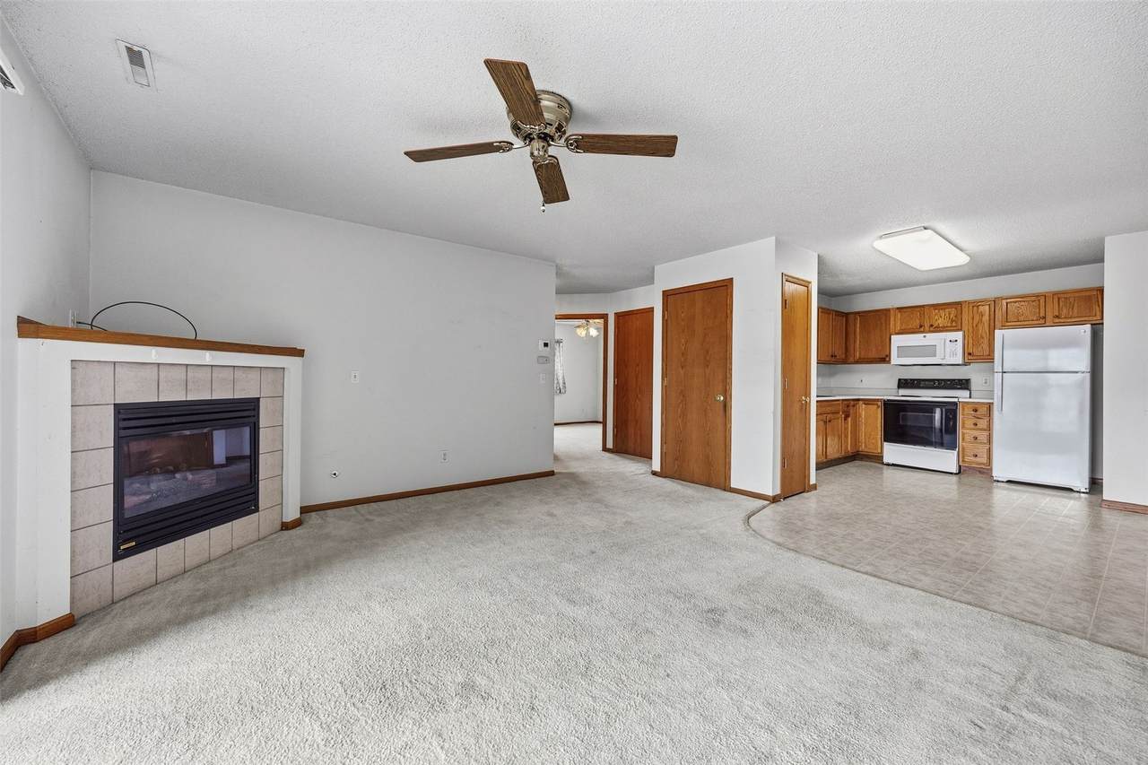 https://bt-photos.global.ssl.fastly.net/cedarrapids/1280_boomver_1_2605372-2.jpg