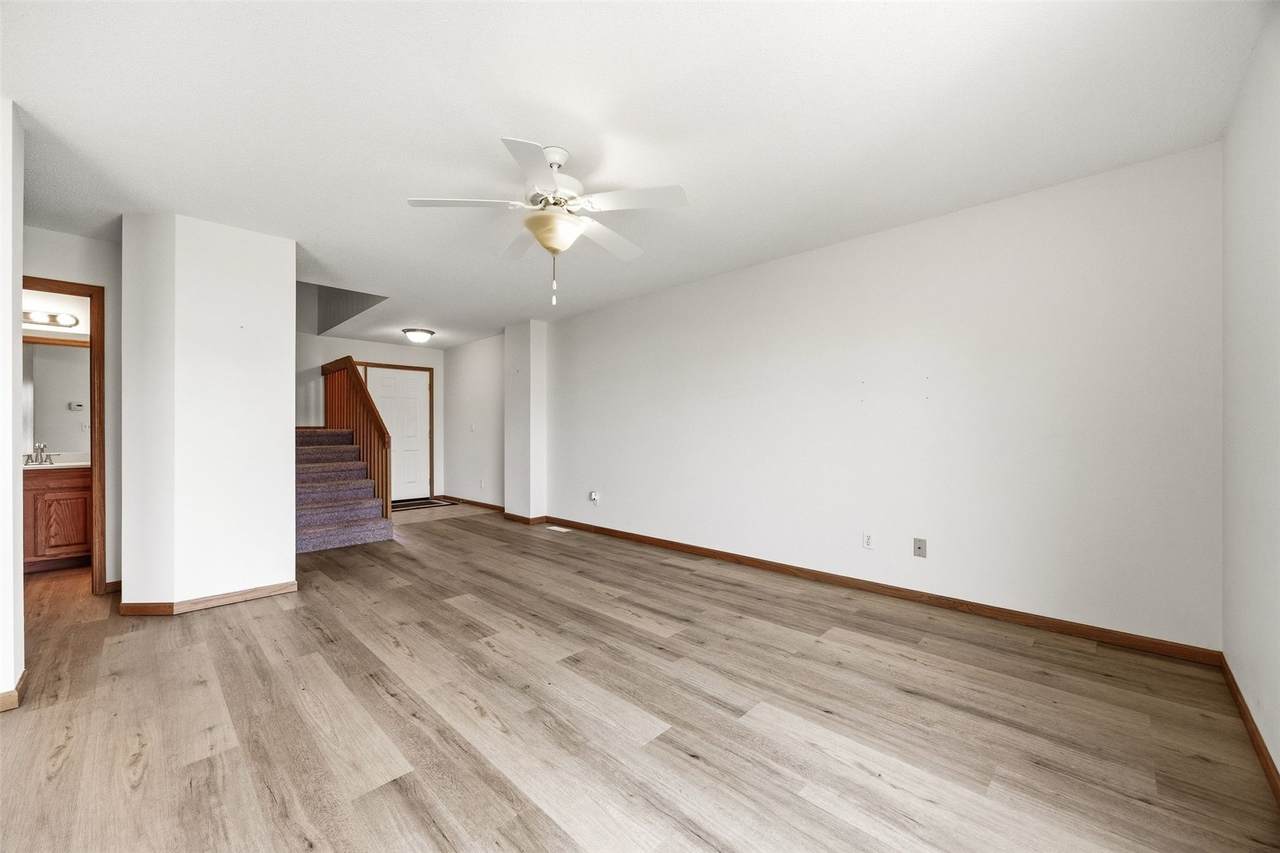 https://bt-photos.global.ssl.fastly.net/cedarrapids/1280_boomver_1_2605394-2.jpg