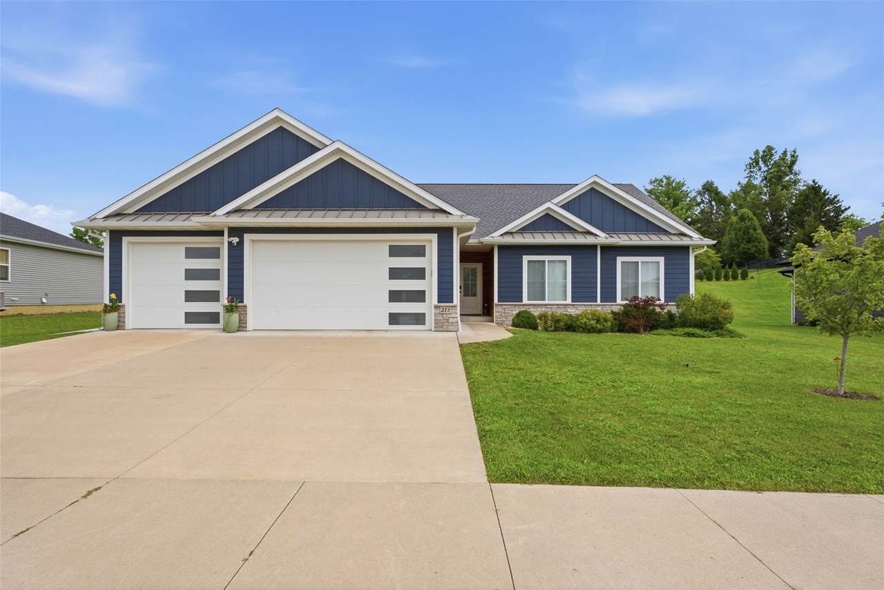 https://bt-photos.global.ssl.fastly.net/cedarrapids/1280_boomver_1_2605467-2.jpg
