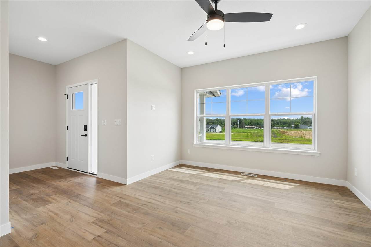 https://bt-photos.global.ssl.fastly.net/cedarrapids/1280_boomver_1_2605487-2.jpg