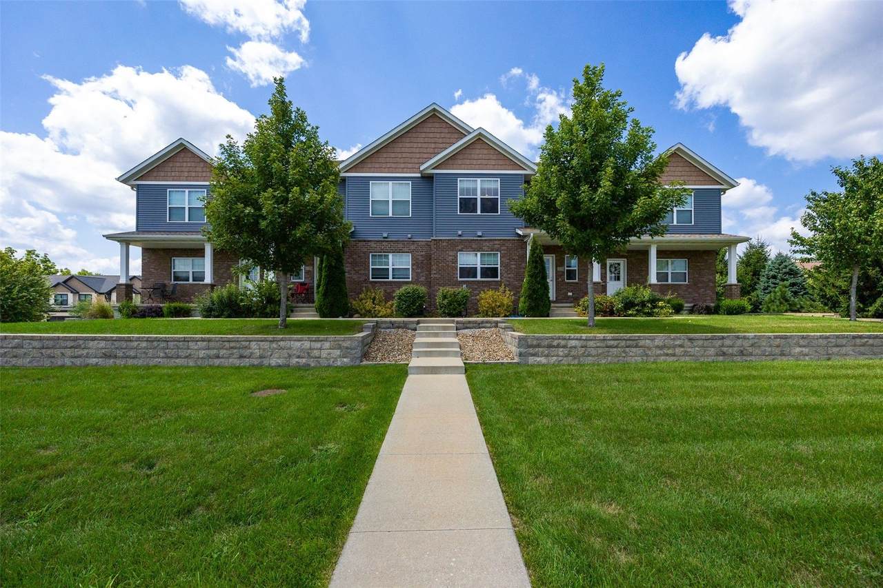 1110 Ivy Lane - Photo 1
