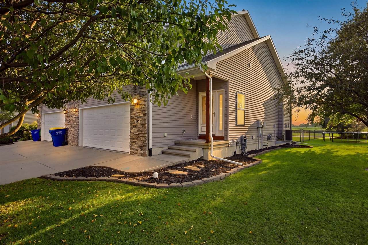 https://bt-photos.global.ssl.fastly.net/cedarrapids/1280_boomver_1_2605539-2.jpg