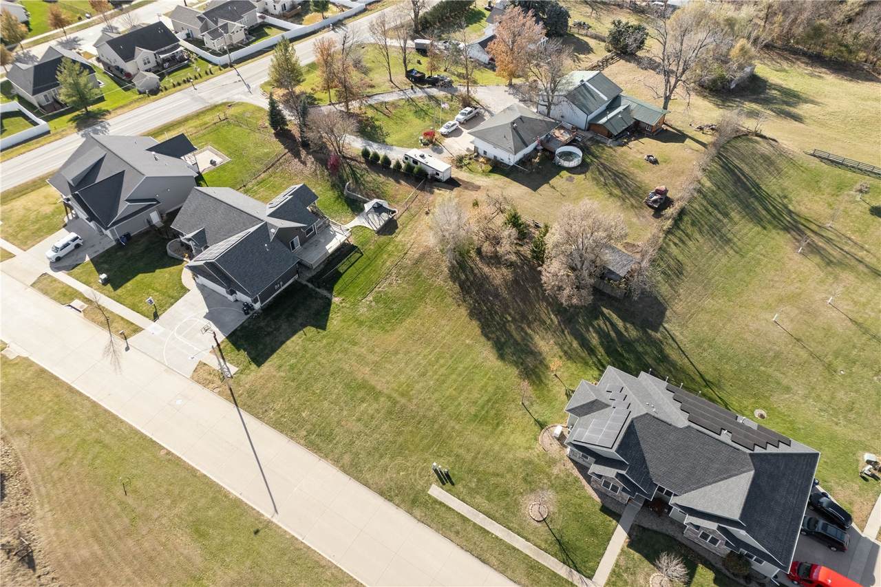https://bt-photos.global.ssl.fastly.net/cedarrapids/1280_boomver_1_2605791-2.jpg