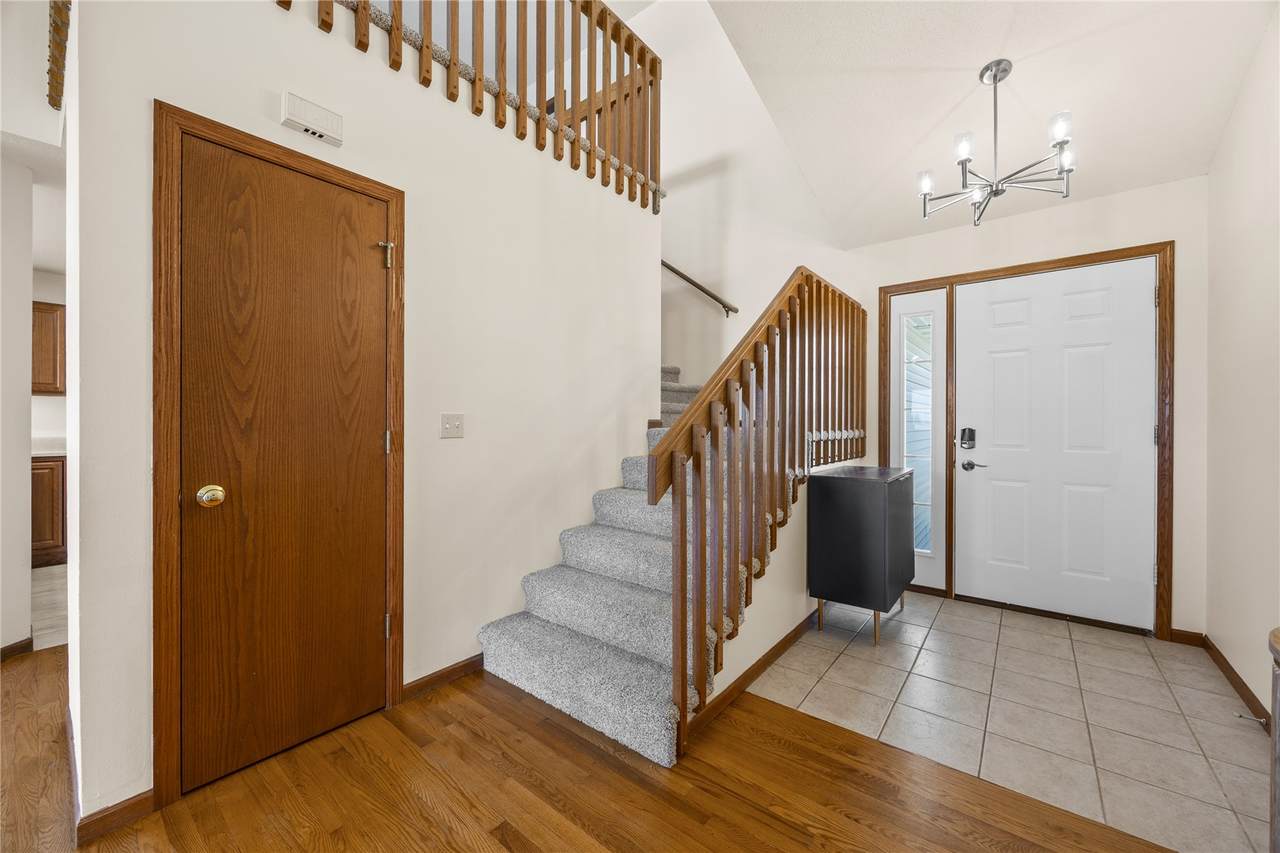 https://bt-photos.global.ssl.fastly.net/cedarrapids/1280_boomver_1_2605798-2.jpg