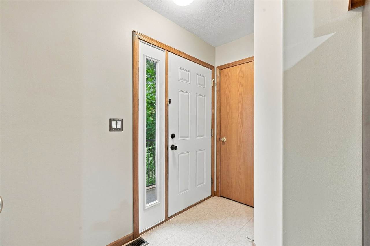 https://bt-photos.global.ssl.fastly.net/cedarrapids/1280_boomver_1_2605862-2.jpg