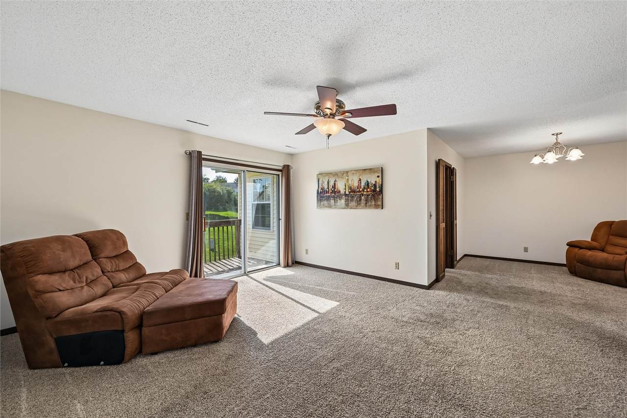 https://bt-photos.global.ssl.fastly.net/cedarrapids/1280_boomver_1_2605955-2.jpg