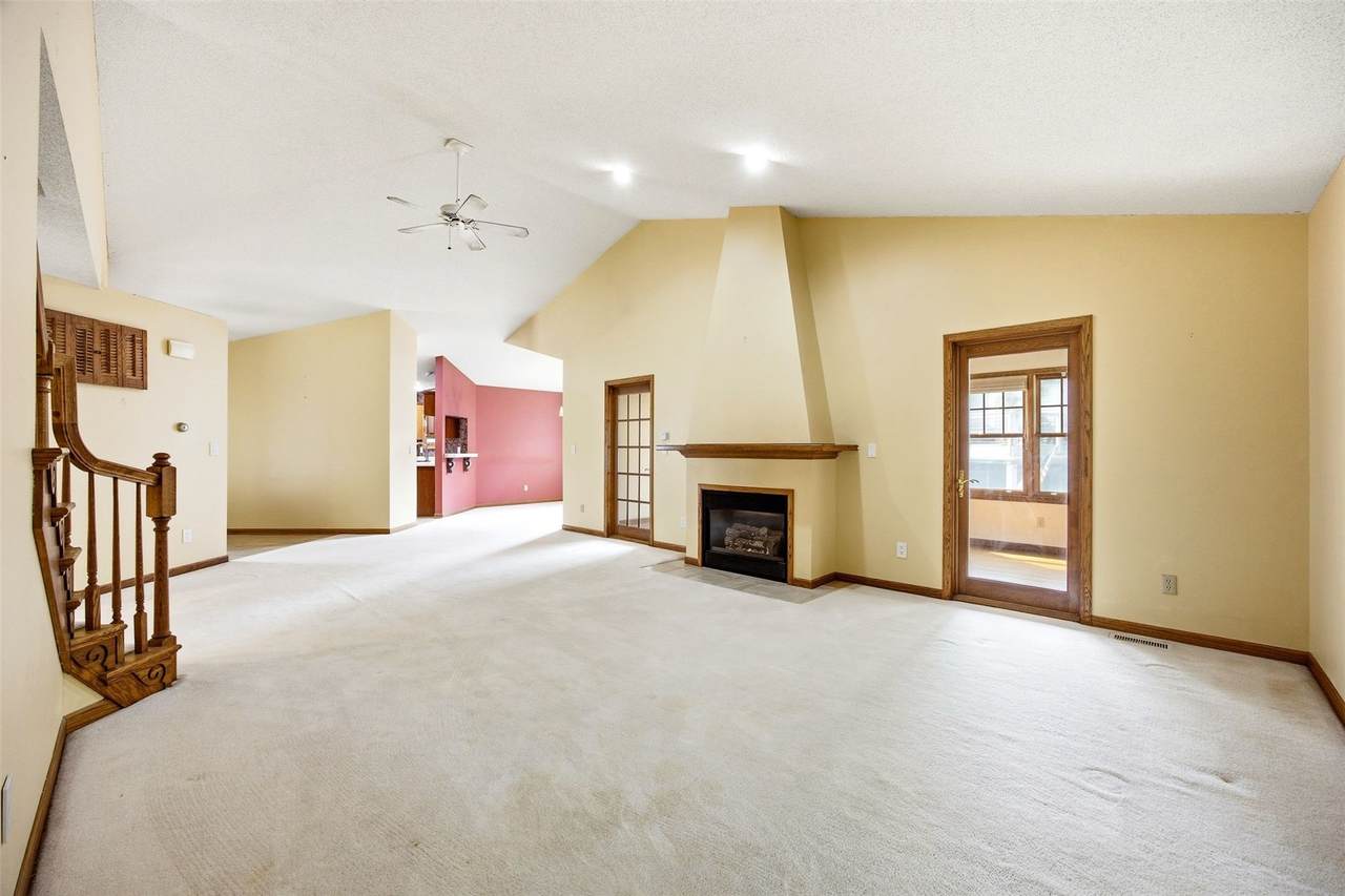 https://bt-photos.global.ssl.fastly.net/cedarrapids/1280_boomver_1_2606004-2.jpg