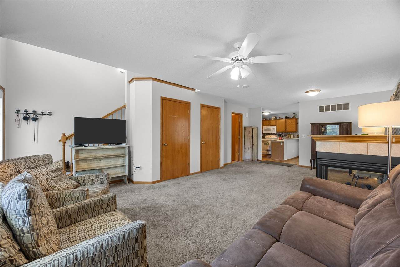 https://bt-photos.global.ssl.fastly.net/cedarrapids/1280_boomver_2_2606077-2.jpg