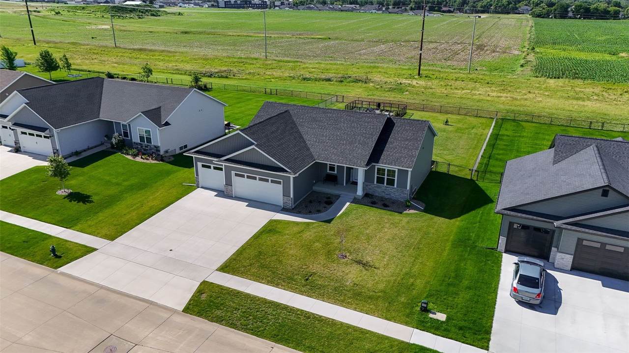https://bt-photos.global.ssl.fastly.net/cedarrapids/1280_boomver_1_2606131-2.jpg