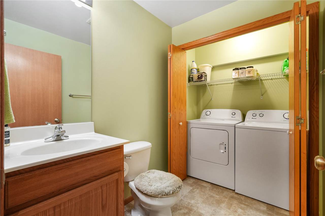 https://bt-photos.global.ssl.fastly.net/cedarrapids/1280_boomver_1_2606134-2.jpg
