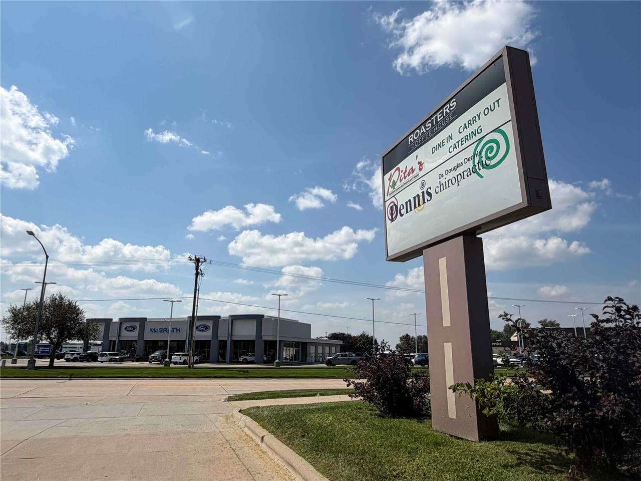 https://bt-photos.global.ssl.fastly.net/cedarrapids/1280_boomver_1_2606149-2.jpg