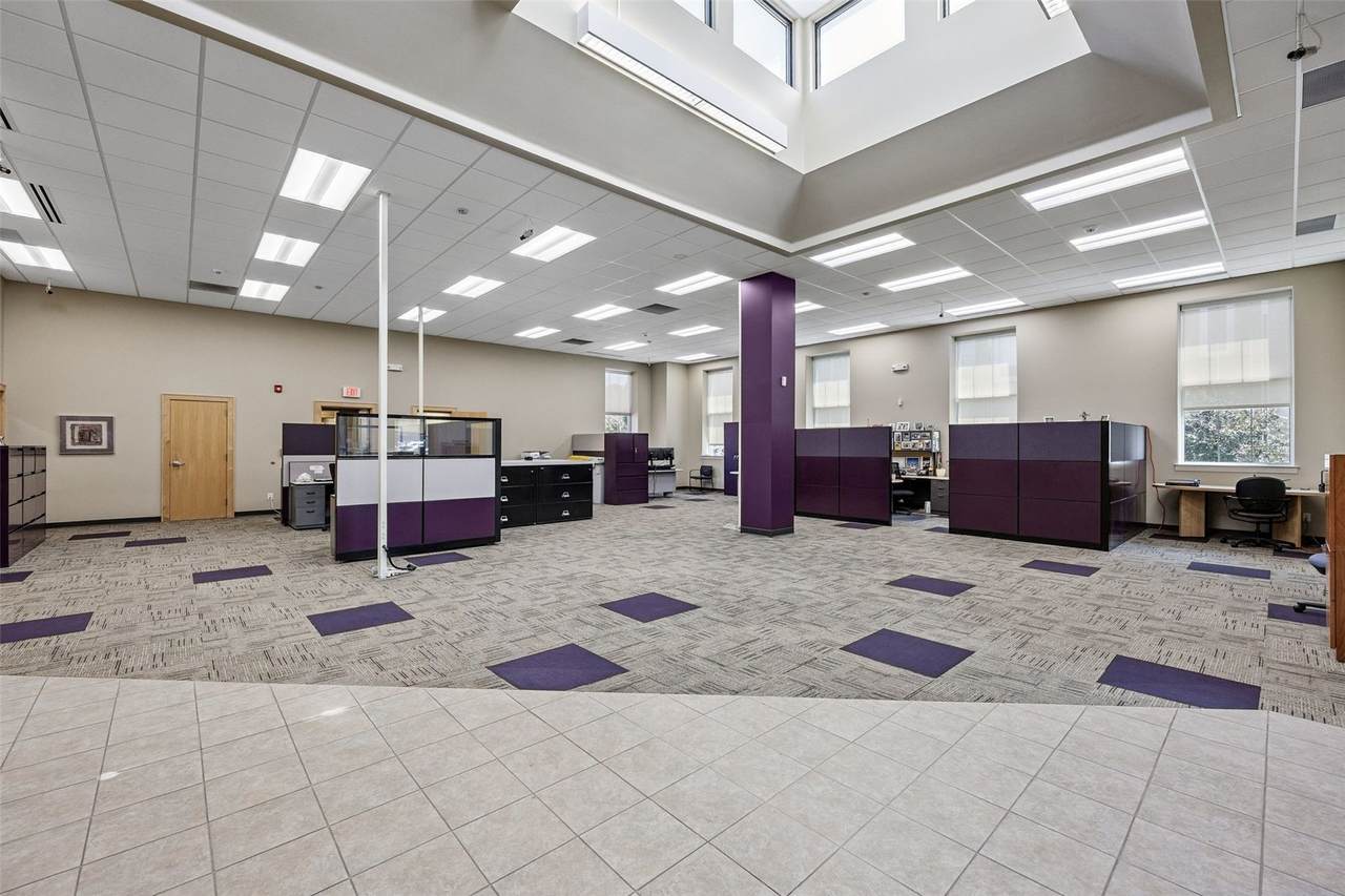 https://bt-photos.global.ssl.fastly.net/cedarrapids/1280_boomver_1_2606161-2.jpg