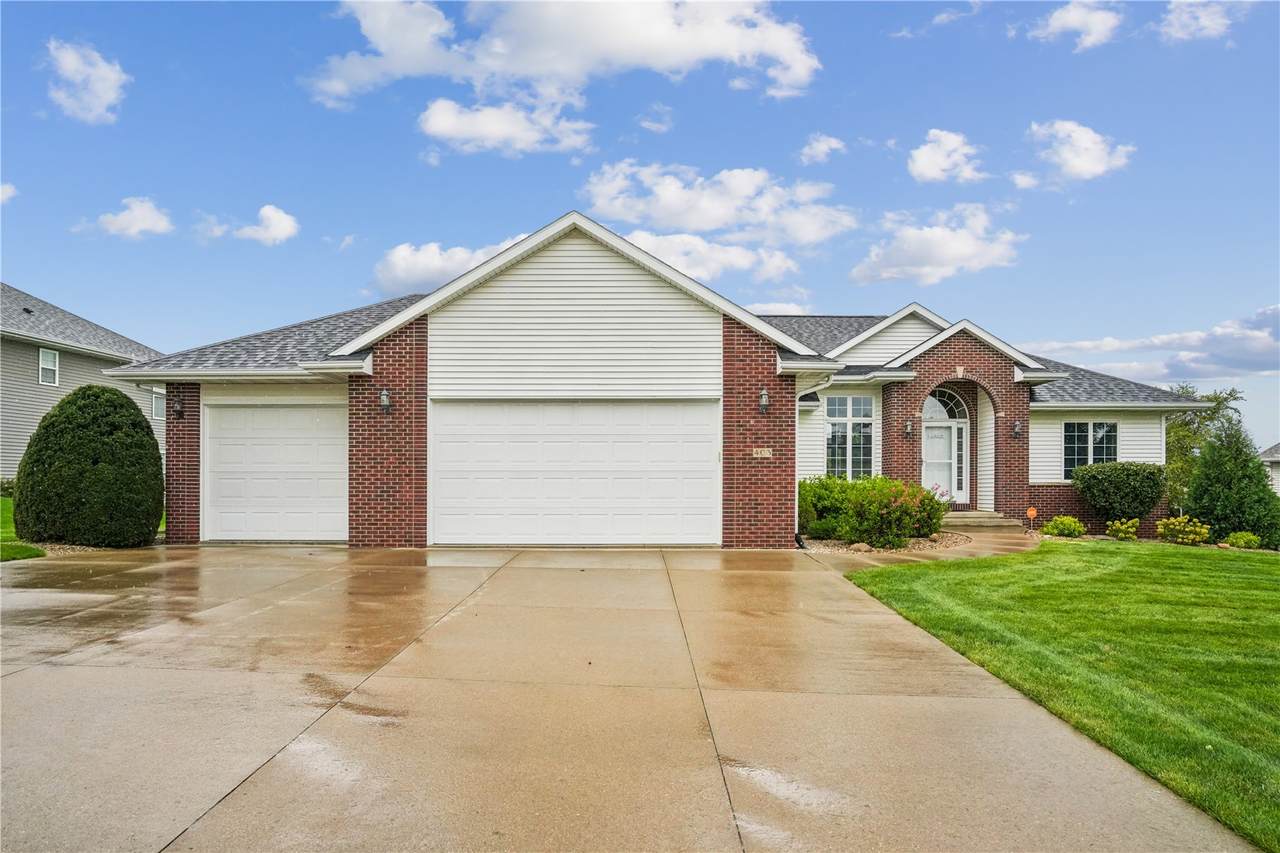 403 Wildflower Dr - Photo 1