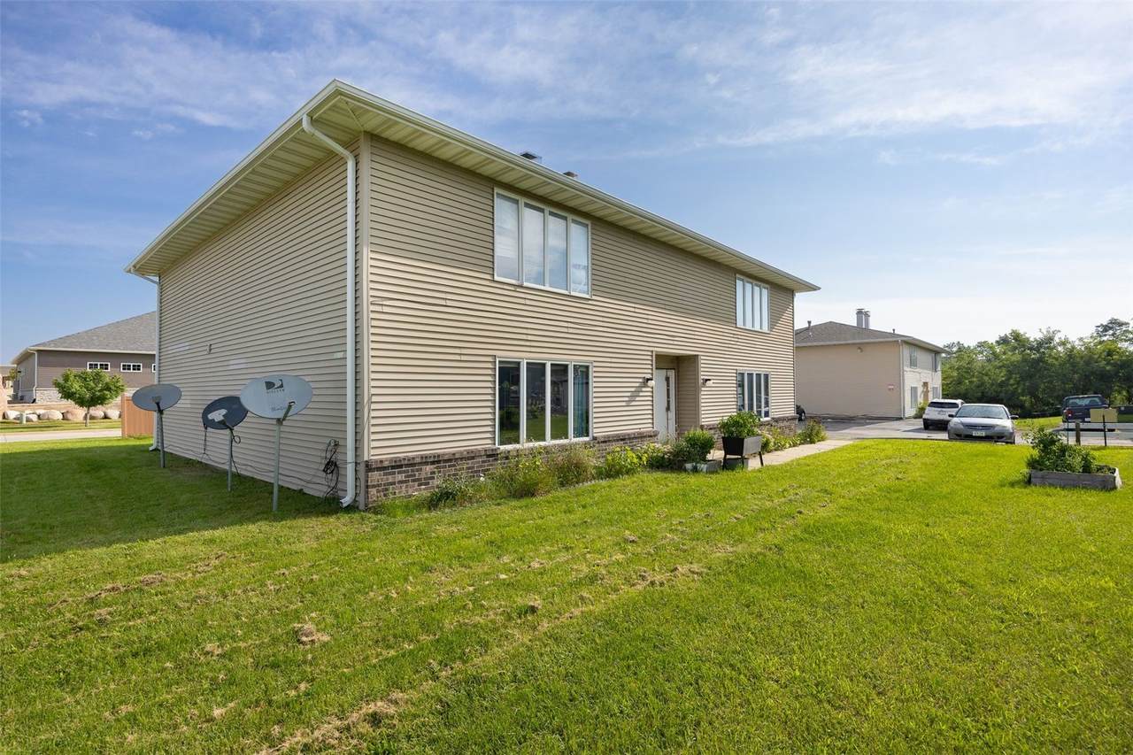 https://bt-photos.global.ssl.fastly.net/cedarrapids/1280_boomver_1_2606331-2.jpg