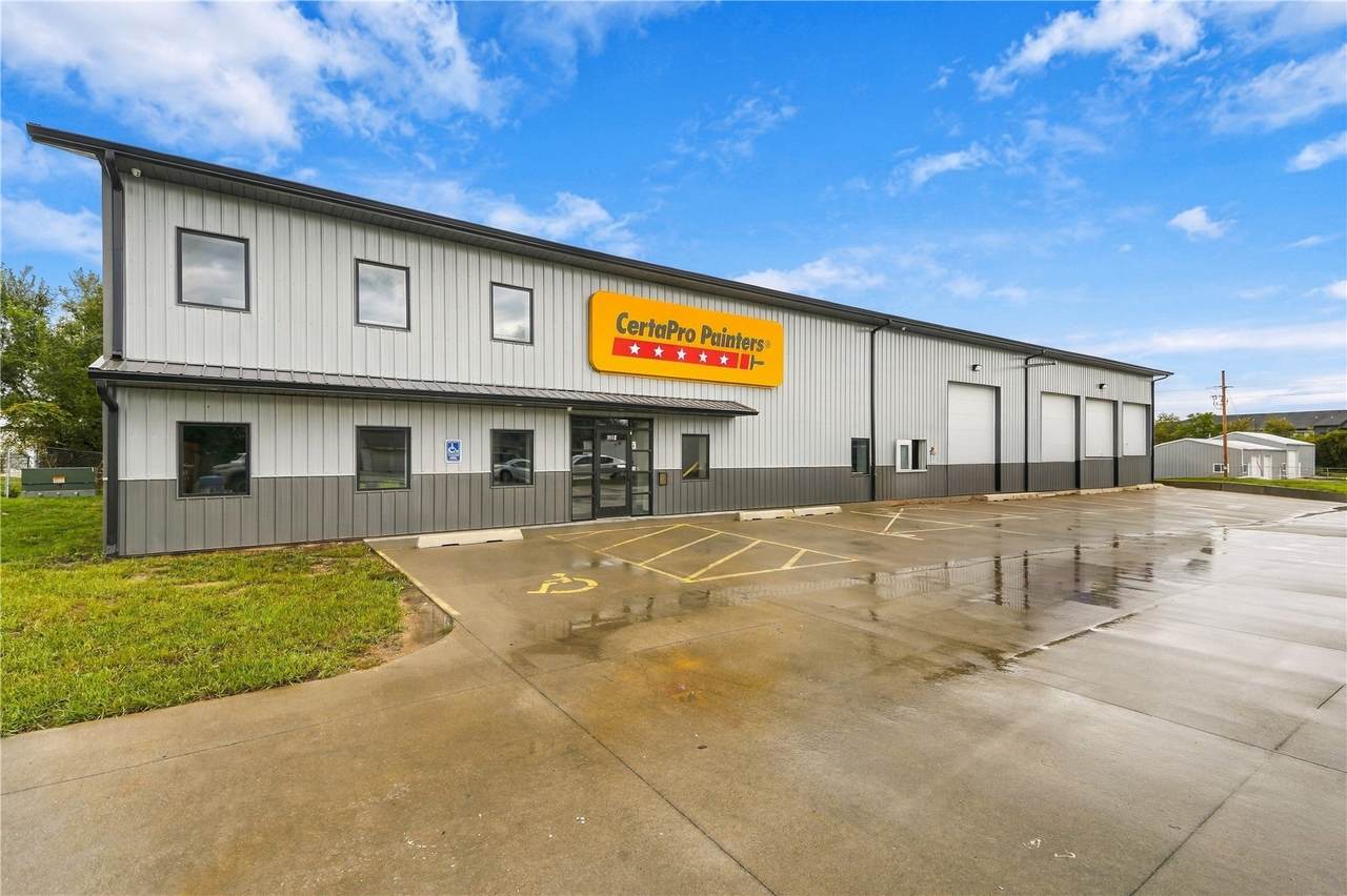 https://bt-photos.global.ssl.fastly.net/cedarrapids/1280_boomver_1_2606442-2.jpg