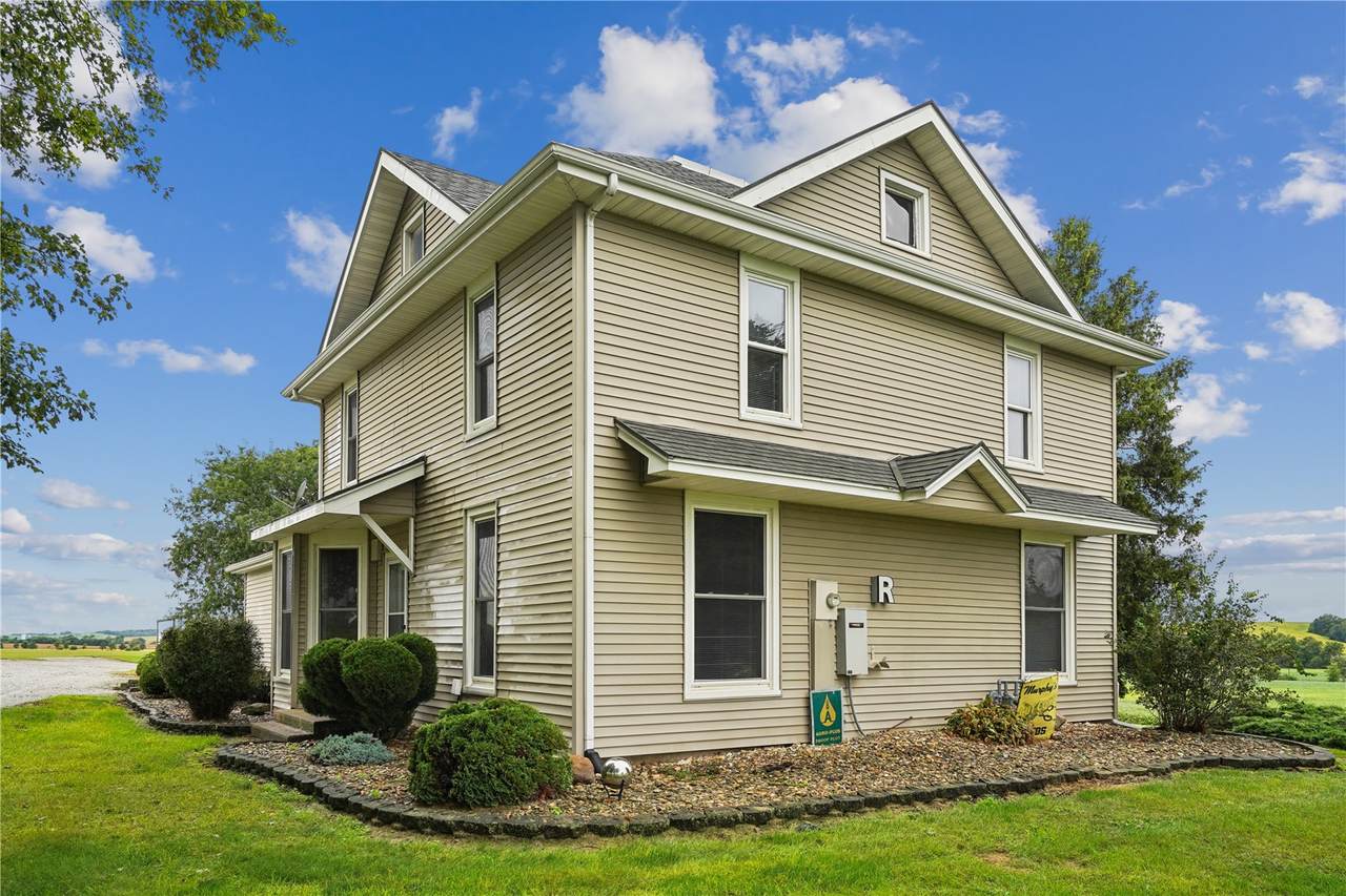 https://bt-photos.global.ssl.fastly.net/cedarrapids/1280_boomver_1_2606529-2.jpg