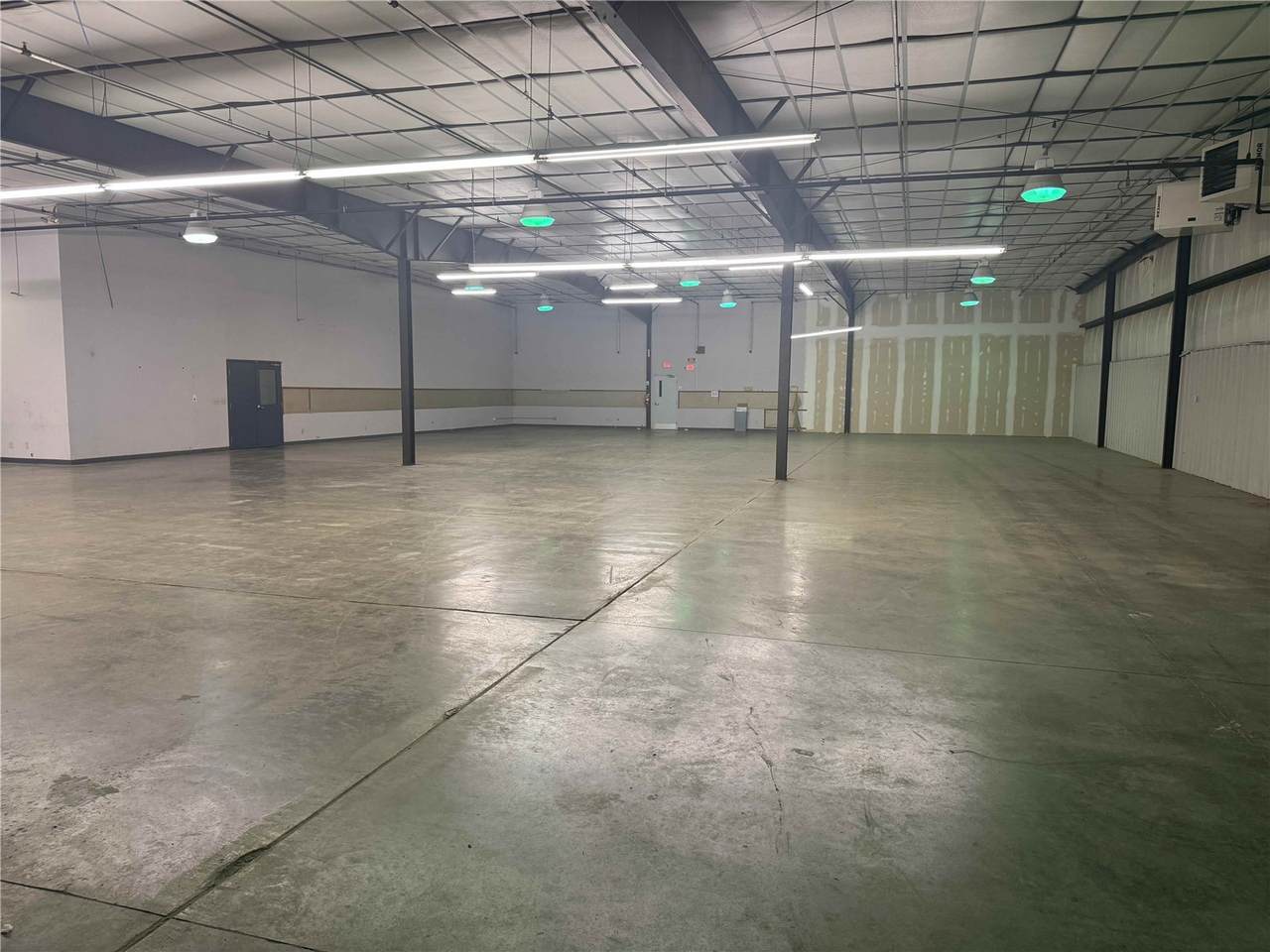 https://bt-photos.global.ssl.fastly.net/cedarrapids/orig_boomver_2_2606593-2.jpg