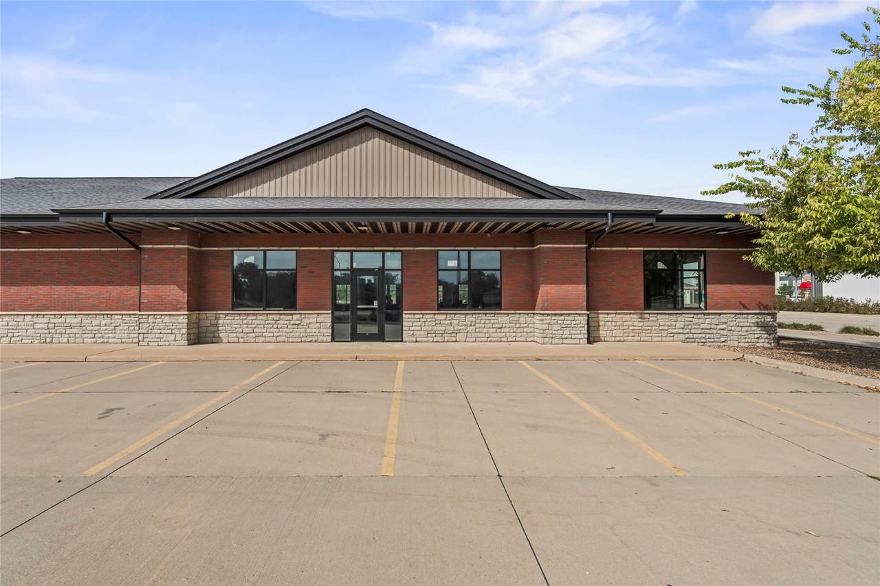 https://bt-photos.global.ssl.fastly.net/cedarrapids/1280_boomver_1_2606598-2.jpg