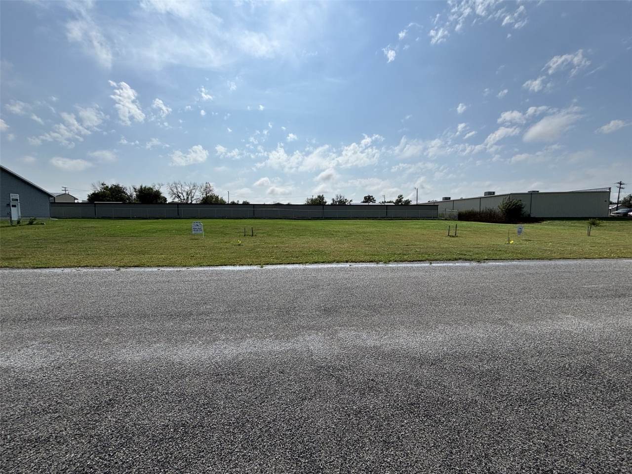 195 William Way - Photo 1