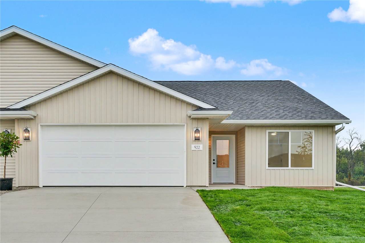 922 Oak Dr - Photo 1