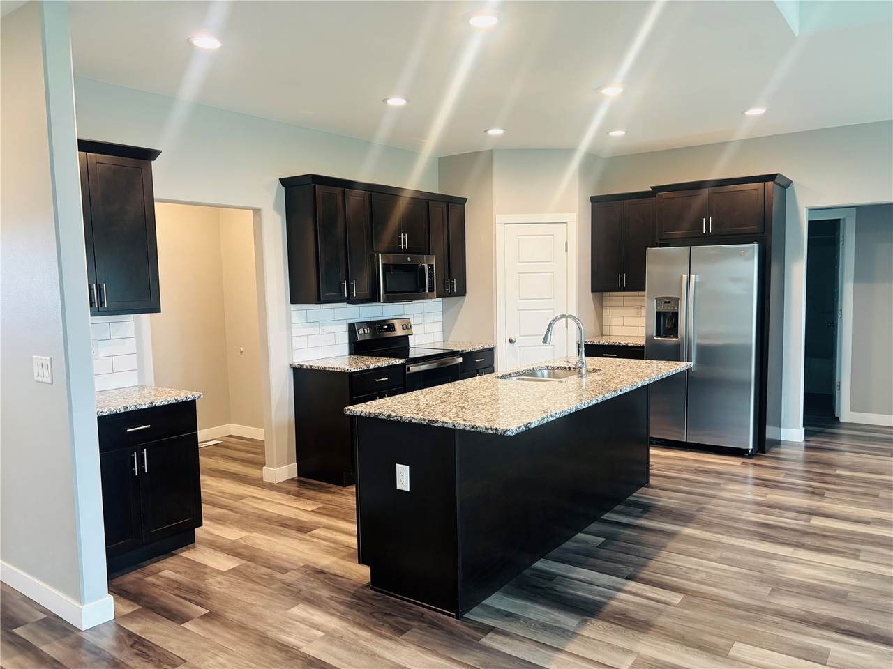 https://bt-photos.global.ssl.fastly.net/cedarrapids/1280_boomver_1_2606832-2.jpg